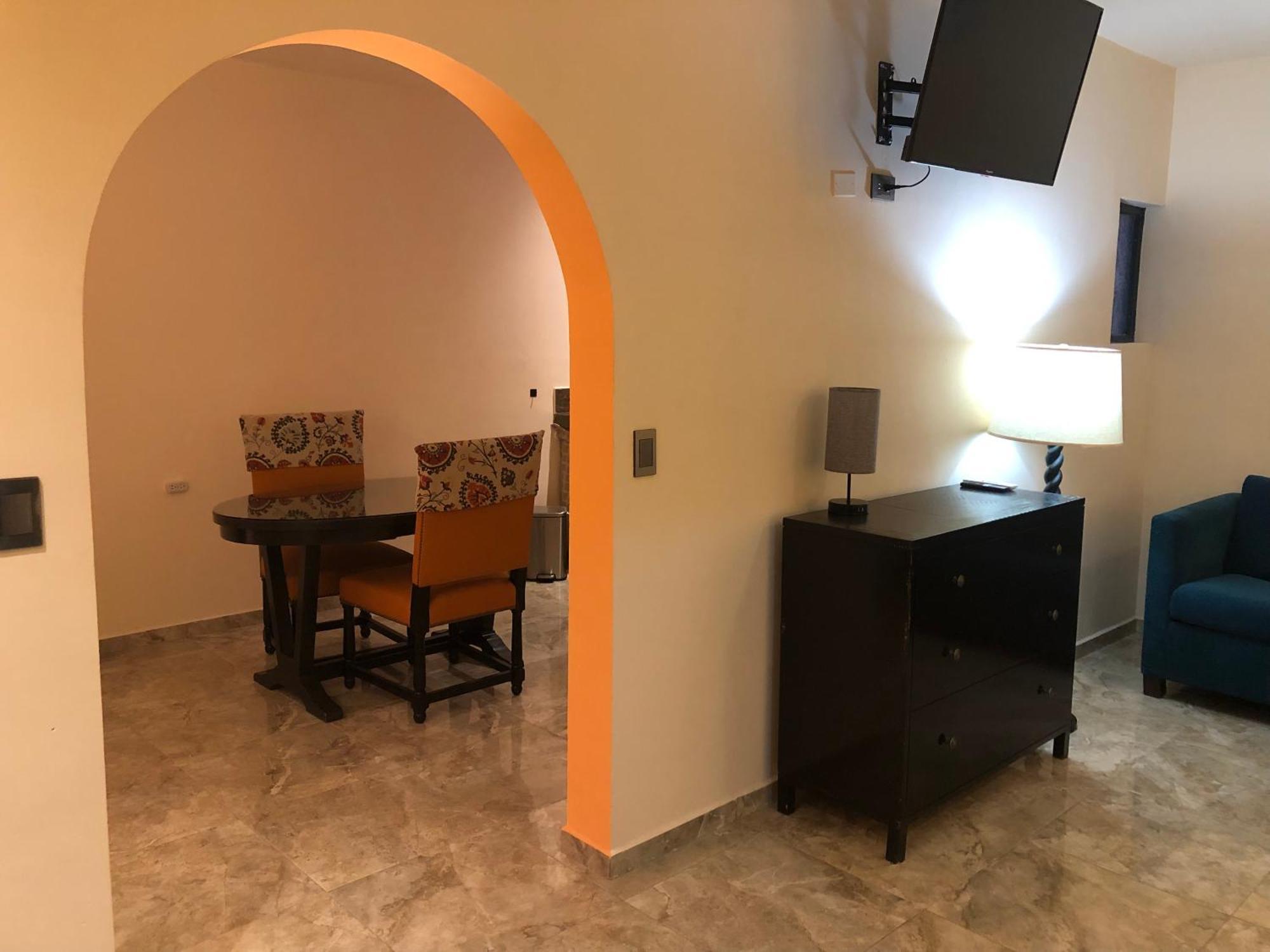 Tres Iguanas Apart Hotel - New, Cozy & Spacious Flats, Short Walk To Beach 로레토 외부 사진