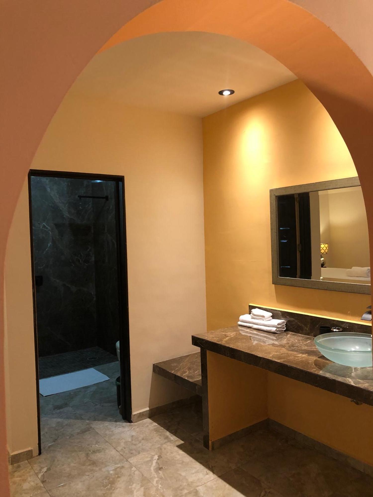 Tres Iguanas Apart Hotel - New, Cozy & Spacious Flats, Short Walk To Beach 로레토 외부 사진