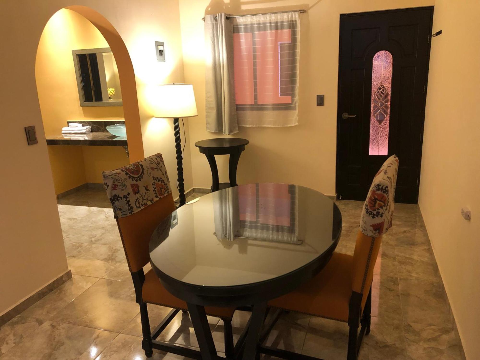 Tres Iguanas Apart Hotel - New, Cozy & Spacious Flats, Short Walk To Beach 로레토 외부 사진