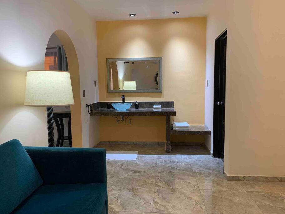 Tres Iguanas Apart Hotel - New, Cozy & Spacious Flats, Short Walk To Beach 로레토 외부 사진