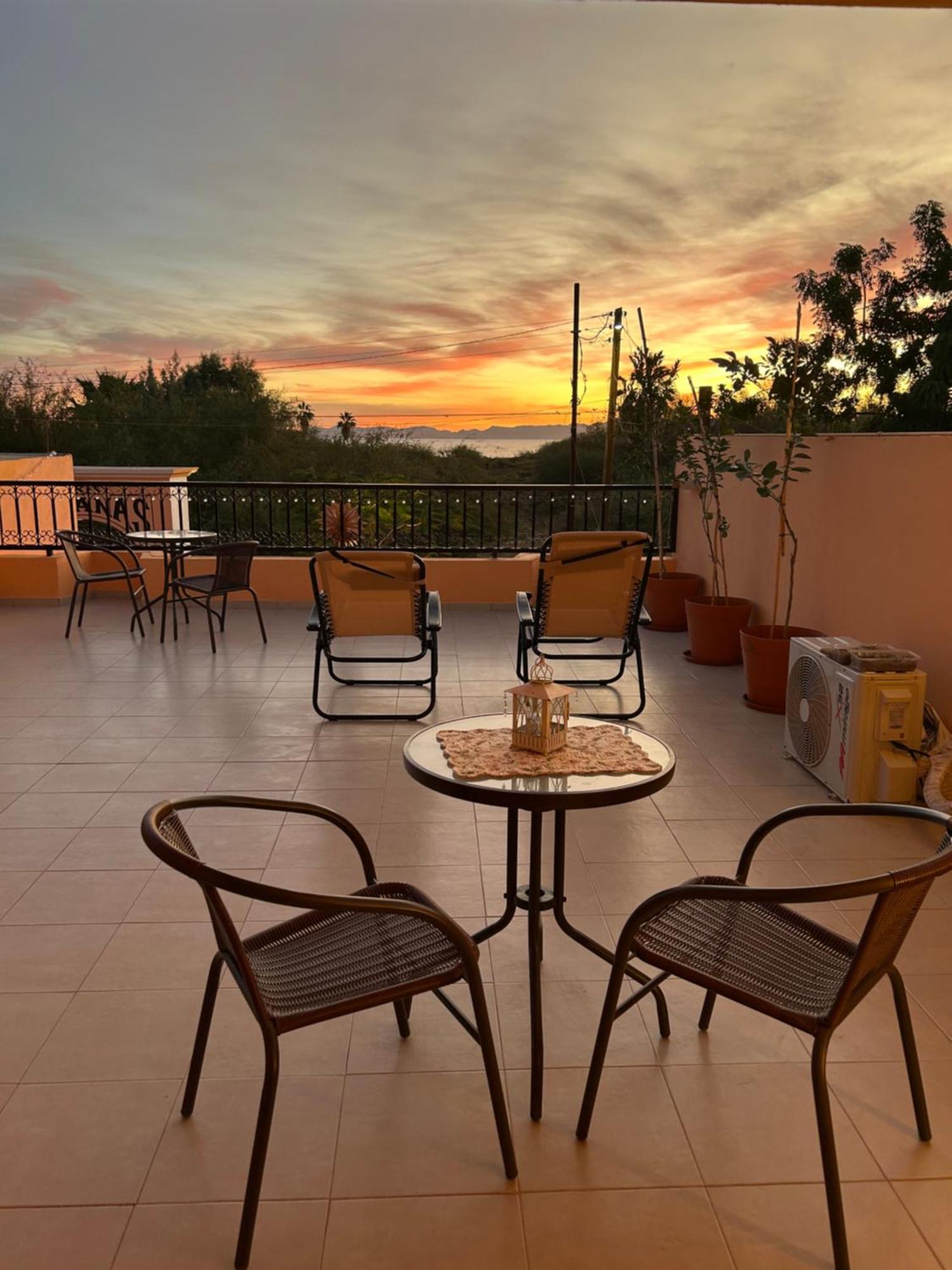 Tres Iguanas Apart Hotel - New, Cozy & Spacious Flats, Short Walk To Beach 로레토 외부 사진