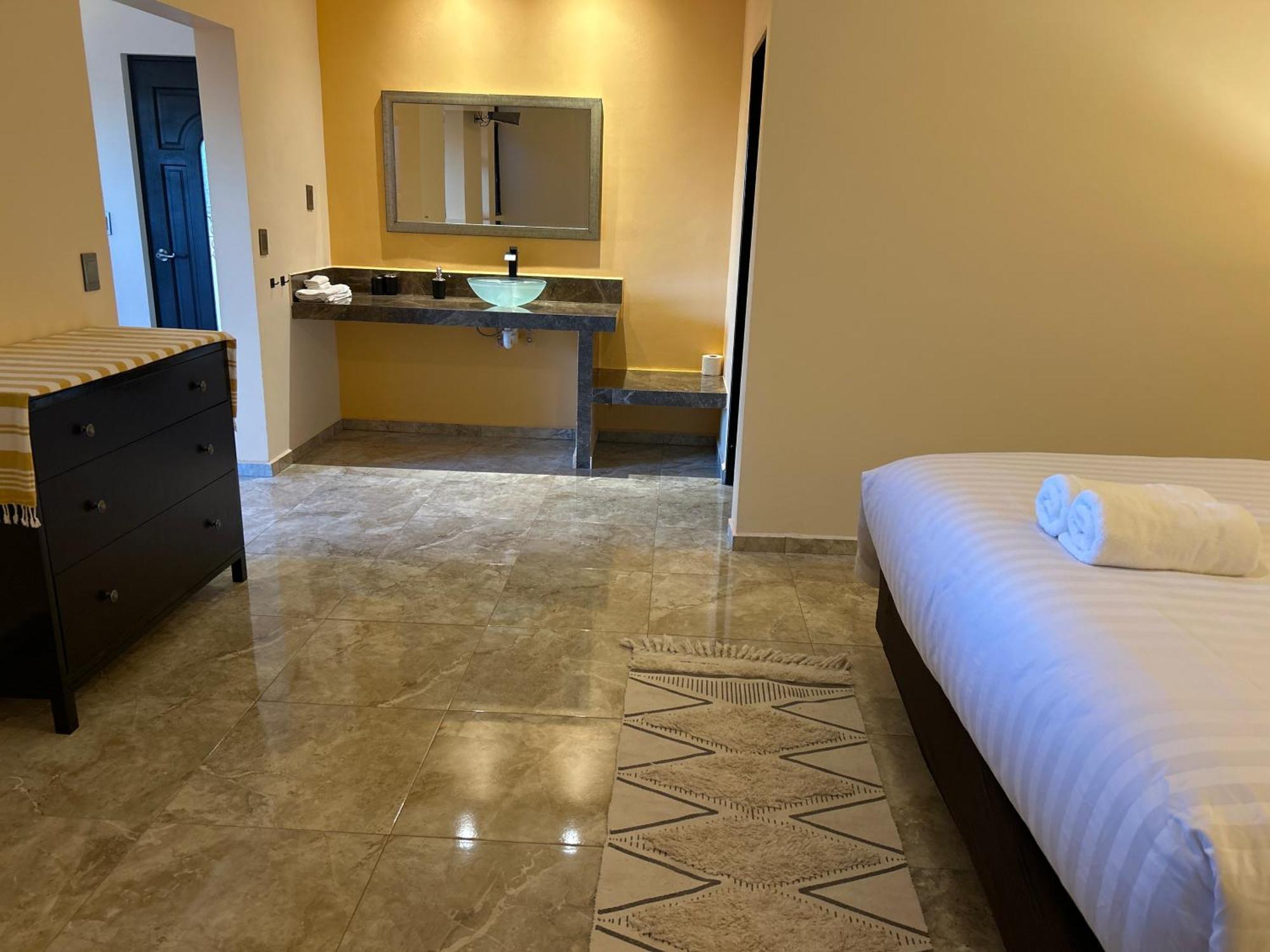 Tres Iguanas Apart Hotel - New, Cozy & Spacious Flats, Short Walk To Beach 로레토 외부 사진